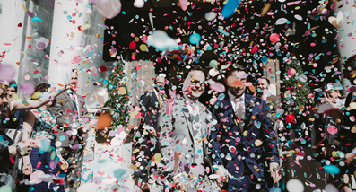 What are the main confetti options for a wedding?